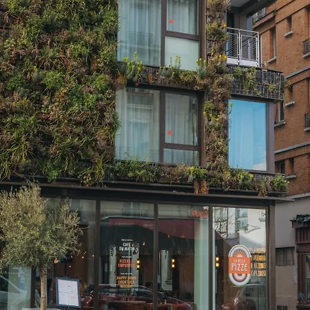 La Belle Hotel 4*